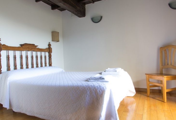 alojamiento-rural-ribeira-sacra-dormitorio-tres